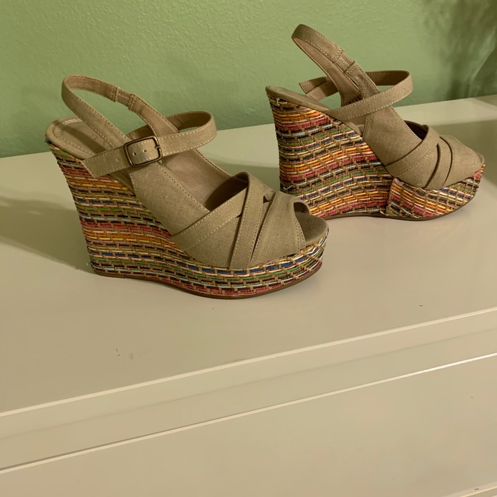 Wedge sandal - Picture 4 of 4